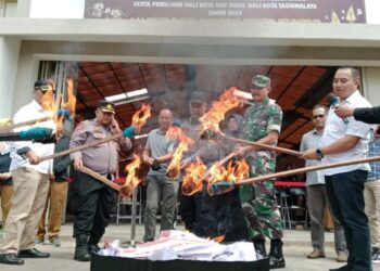 KPU Kota Tasikmalaya Musnahkan Dua Ribu Surat Suara Rusak dan Kelebihan