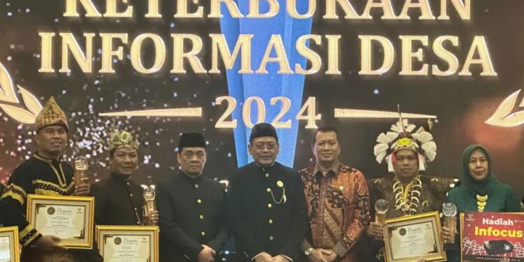 KIP Berikan Apresiasi kepada 10 Pemerintah Desa yang Terapkan Keterbukaan Informasi