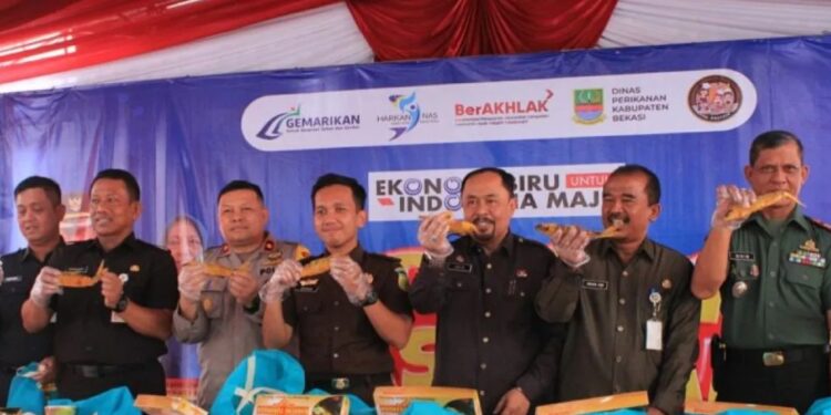 Makan Ikan Serentak Digelar di 23 Kecamatan Kabupaten Bekasi untuk Tingkatkan Konsumsi Perikanan