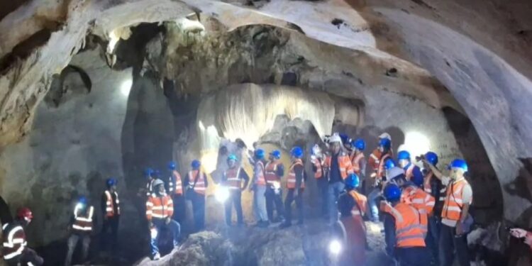 SBA Tetapkan Gua Weung Dalam Sebagai Wilayah Konservasi dan Edukasi Lingkungan