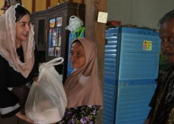 Anggota Komisi VII DPR Kunjungi Korban Longsor di Trenggalek dan Berikan Bantuan