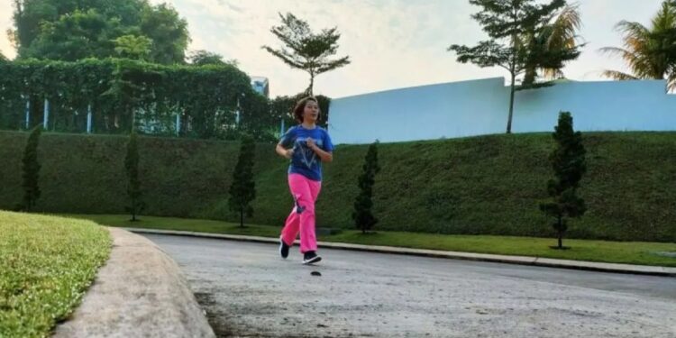 Lari di Tempat Setara dengan Latihan Kardio, Ini Penjelasannya
