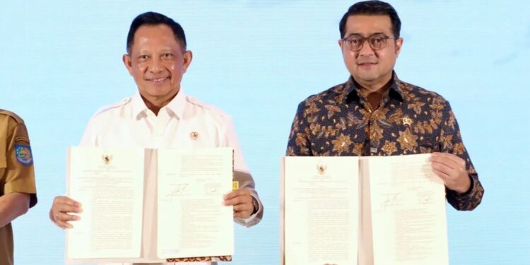 Mendagri Teken SKB untuk Dorong Pemda Bentuk Lembaga Ekonomi Kreatif