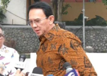 Ahok Hadiri Pemeriksaan di Kejagung, Bawa Data Rapat Terkait Dugaan Korupsi Pertamina