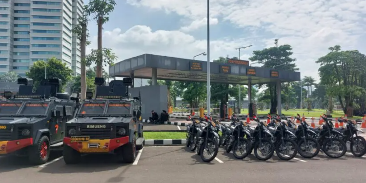 Pengamanan Ketat di Gedung DPR Jelang Pengesahan Revisi UU TNI