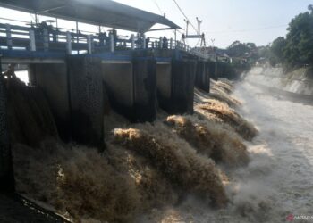 "Depok Siaga 1: BPBD Imbau Warga Ciliwung Waspada Banjir"