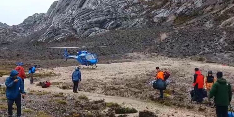Pendakian Carstensz: Petualangan Menegangkan Fiersa Besari