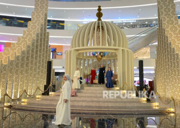 Pesona Memukau: Buttonscarves Rilis Koleksi Raya Baru