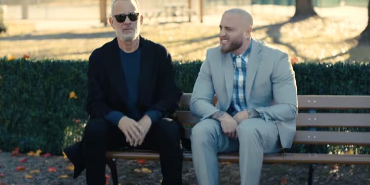 Tom Hanks Bersinar di Video Musik Epik Chet Hanks