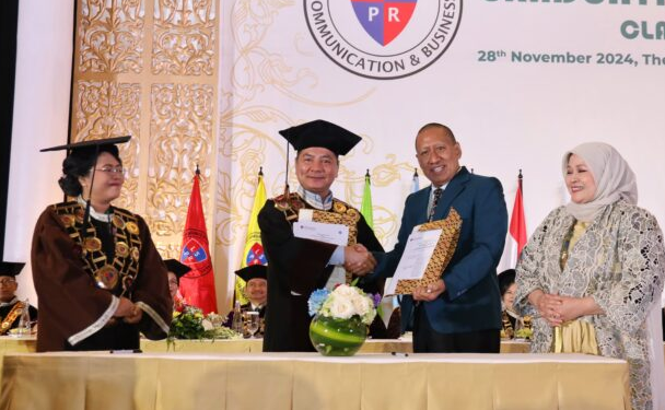 Strategi Lembaga Pendidikan Membangun Kebanggaan Institusi