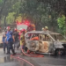 Mobil Dibakar di Cimanggis, Tiga Unit Damkar Lintas Daerah Dikerahkan Padamkan Api