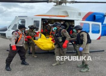 Evakuasi Dramatis 11 Korban di Tengah Konflik Papua