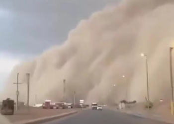 Setelah Diterjang Kebakaran Hebat, Israel Kini Dikepung Badai Pasir