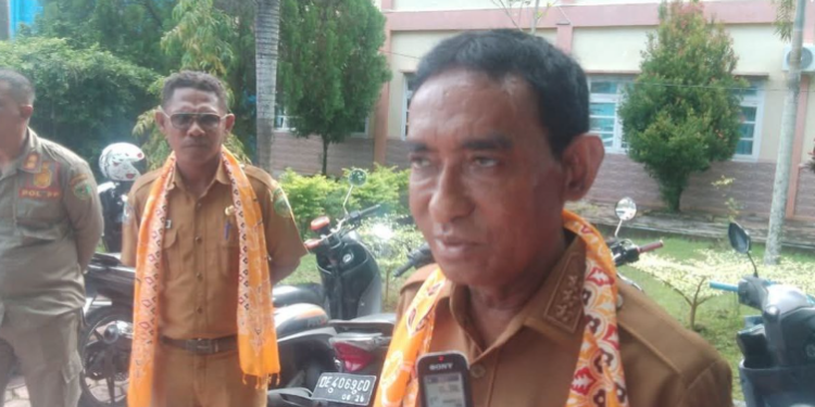 Wali Kota Tual Bantah Tuduhan Sawer Biduan di Klub Malam: “Bukan Saya dalam Video Itu”