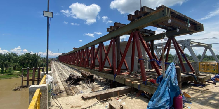 Pekerjaan Jembatan Kembar di Aceh Tamiang Disorot: Tanpa Plang Informasi, Warga Pertanyakan Transparansi Proyek