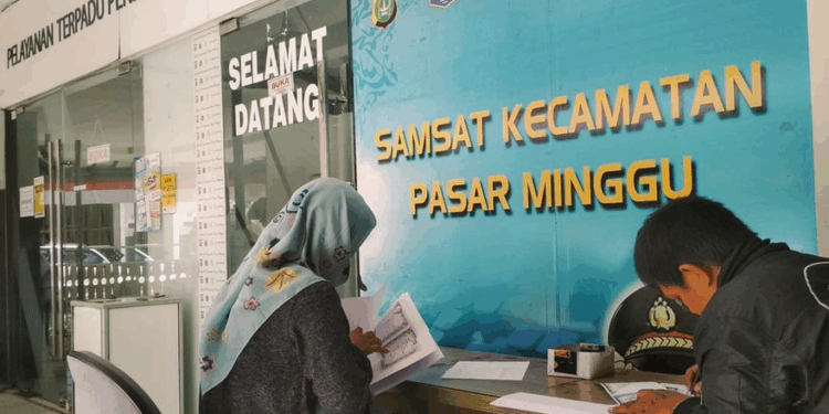 Balik Nama Kendaraan 2025 Digratiskan, Tapi Masih Bayar? Ini Penjelasannya