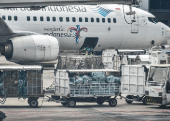 Garuda Indonesia Nonaktifkan Awak Kabin GA716 Imbas Dugaan Kehilangan iPhone Penumpang